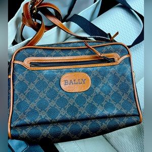 Bally cross bag